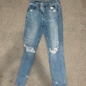 American Eagle Mom Jeans